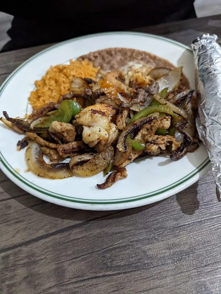 3 Meat Fajitas